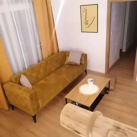 Διαμέρισμα 4 Apartmens Private Pool 20people Max