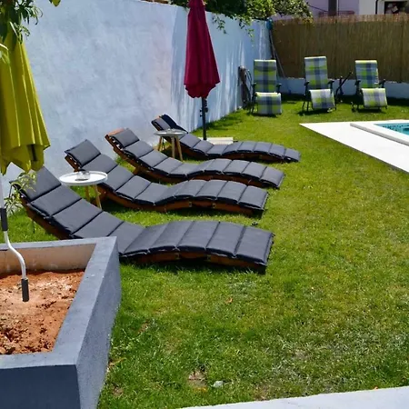 Appartement 4 Apartmens Private Pool 20people Max *