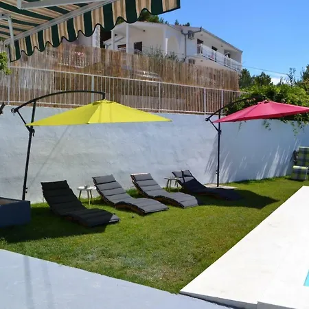 Appartement 4 Apartmens Private Pool 20people Max
