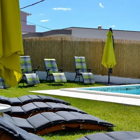 4 Apartmens Private Pool 20people Max Appartement *